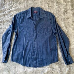 UNTUCKit Dark Blue Flannel Button Down Shirt